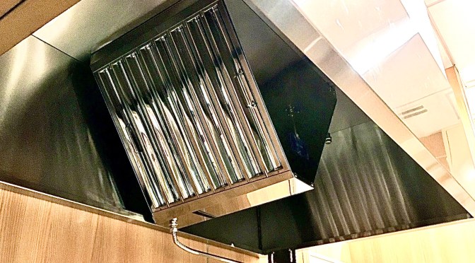 制気口やフードの面風速について〜制気口はなるべくコンパクトサイズで選定〜